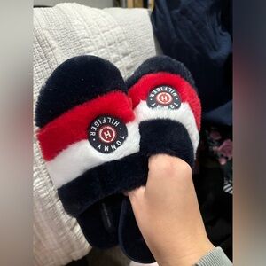 Tommy Hilfiger Bedroom slippers NWOT